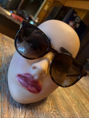 Gucci Women's Tortoiseshell Sunglasses - Brown Gradient Lenses